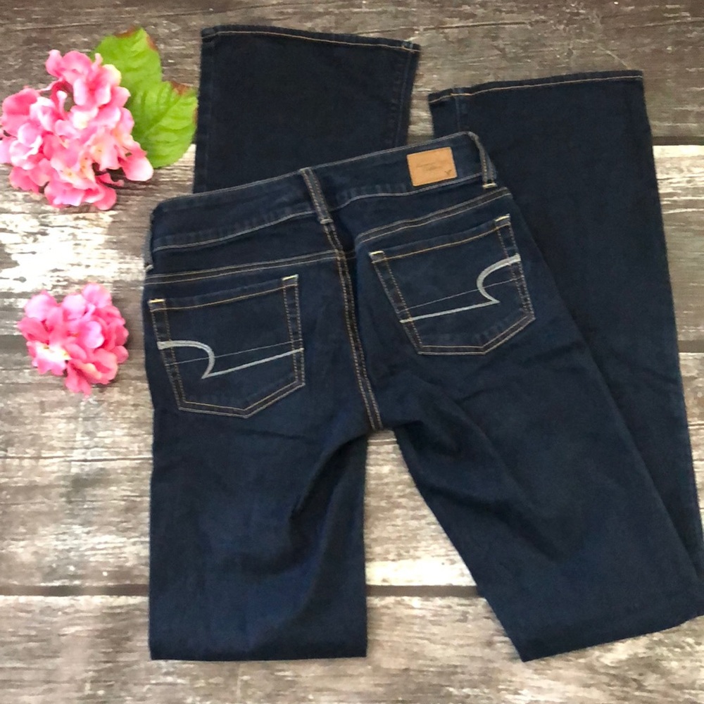 AEO 🦅 Super Stretch Artist Boot Cut Jeans Size 2